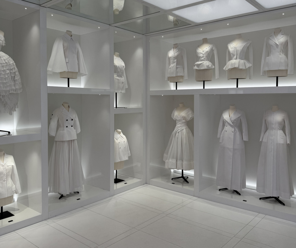 Diseño de Moda viaja a París