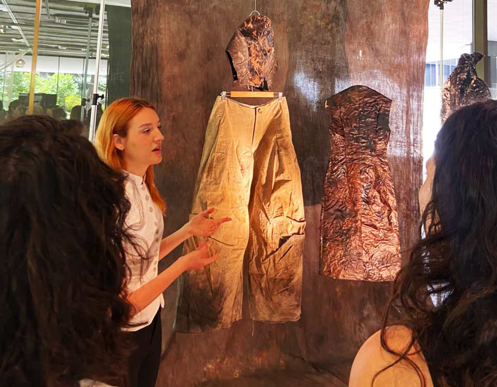 La Esdir con Sara González Moraga en el Mes del Diseño Emergente