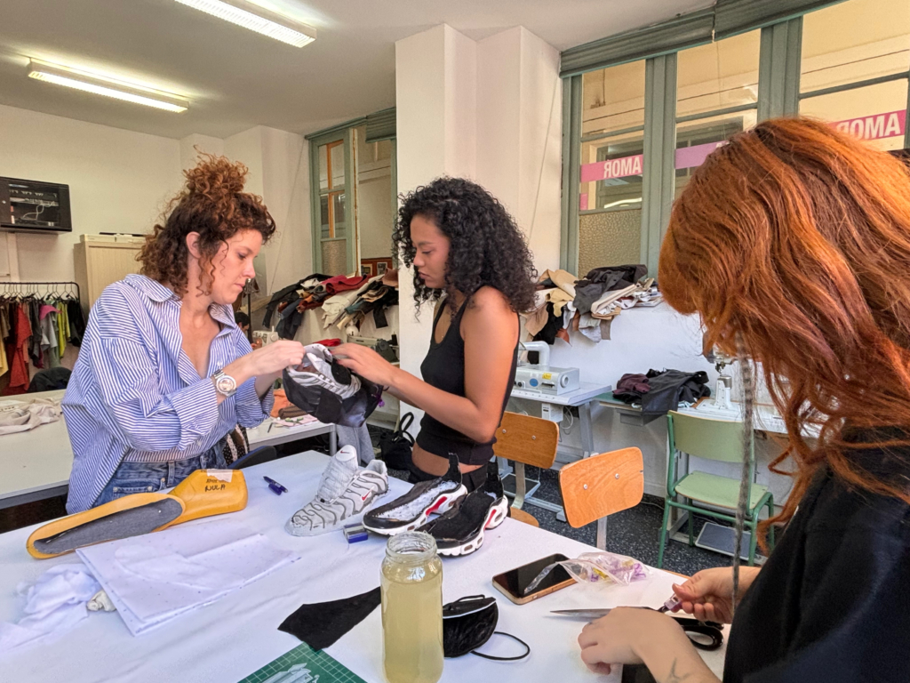 Taller con Bárbara León en el Máster de Calzado