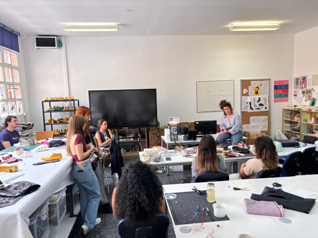 Taller con Bárbara León en el Máster de Calzado