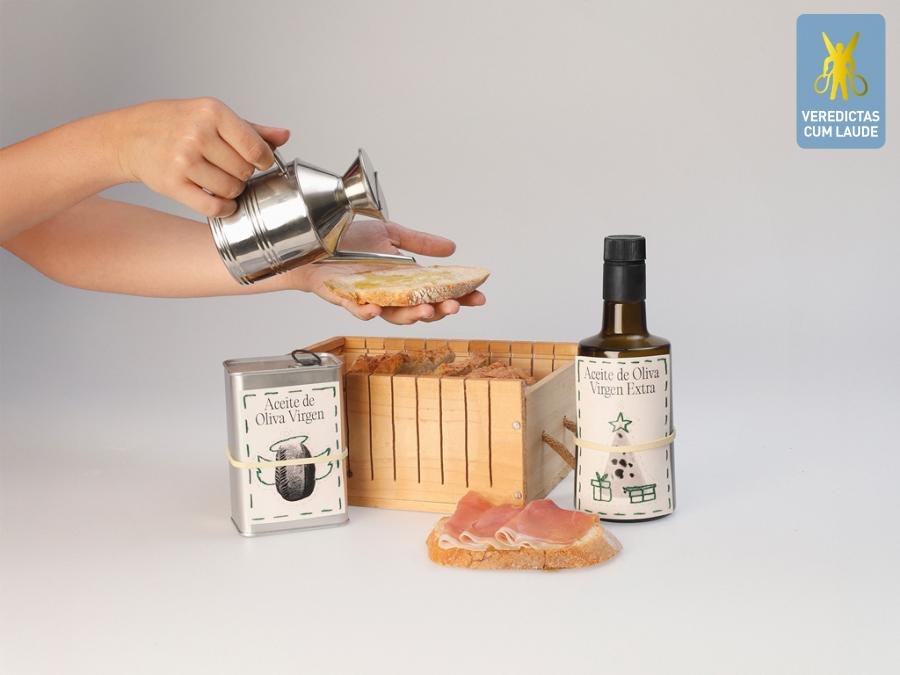 Premio Honor Veredictas Cum Laude para Carolina Martínez, alumna de Packaging