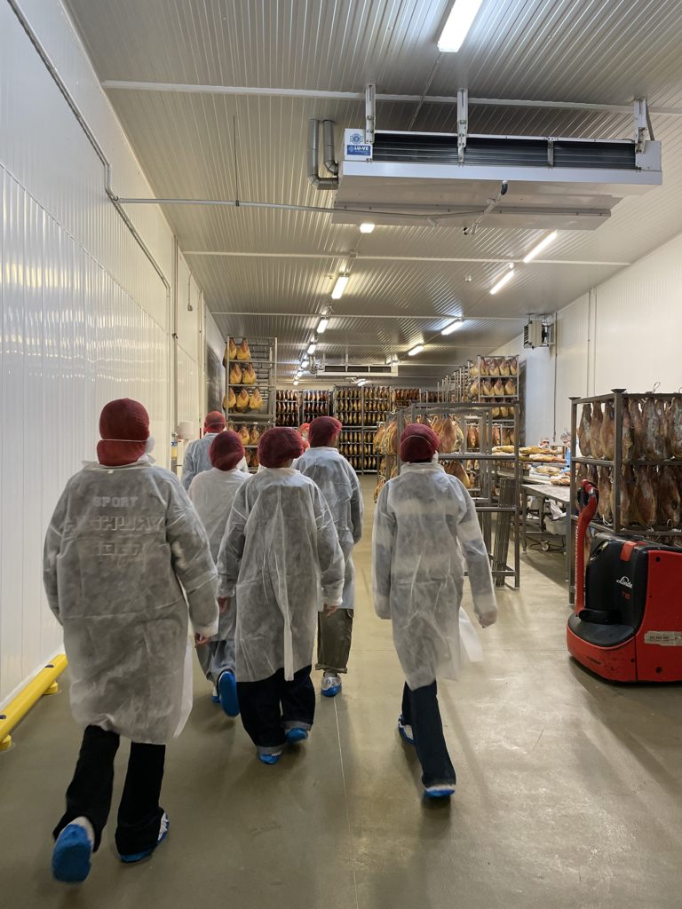 El Máster de Packaging visita las fábricas de embutidos Martínez Somalo